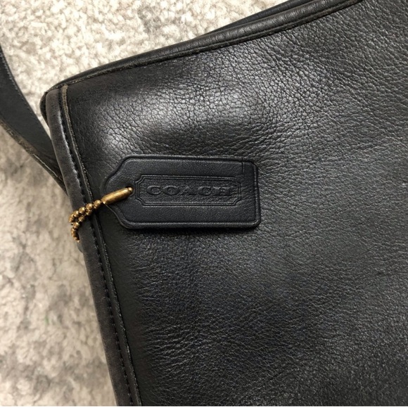 Vintage Coach Black Rectangle Soft Leather Purse Shoulder Bag w/Serial Number - Picture 4 of 16